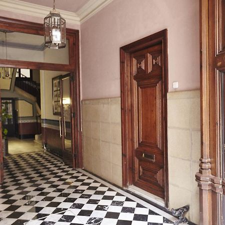 Close To Passeig De Gracia บาร์เซโลนา ภายนอก รูปภาพ